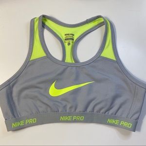 Nike Pro Sports Bra
